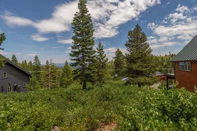 15644 Skislope Way, Truckee, CA 96161 - Photo 20