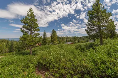 15644 Skislope Way, Truckee, CA 96161 - Photo 18