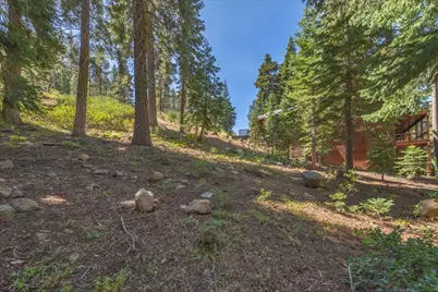 14590 Copenhagen Drive, Truckee, CA 96161 - Photo 4