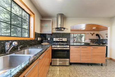 11654 Lausanne Way, Truckee, CA 96161 - Photo 6