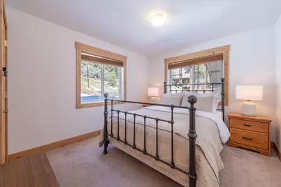 50638 Hemlock Court, Soda Springs, CA 95728 - Photo 12