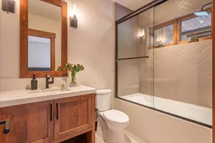 7705 Lahontan Dr, Truckee, CA 96161 - Photo 20