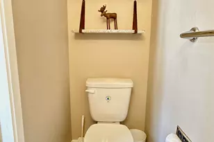 11639 Snowpeak Way, Truckee, CA 96161 - Photo 8