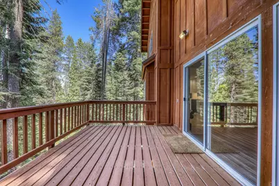 10880 Laurelwood Drive, Truckee, CA 96161 - Photo 18