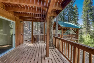 10880 Laurelwood Drive, Truckee, CA 96161 - Photo 22