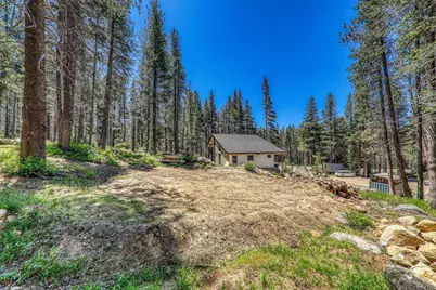 10019 Bunny Hill Road, Soda Springs, CA 95728 - Photo 20