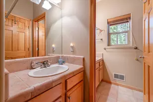 11975 Brookstone Dr, Truckee, CA 96161 - Photo 18