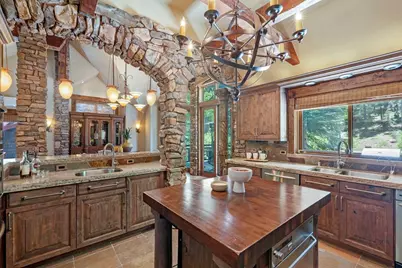 12710 Zurich Place, Truckee, CA 96161 - Photo 8