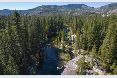 11820 Eagle Lakes Road, Soda Springs, CA 95728 - Photo 12