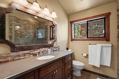 14360 Northwoods Boulevard, Truckee, CA 96161 - Photo 12