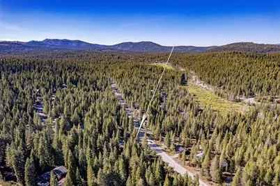 10974 Bolzano Way, Truckee, CA 96161 - Photo 2
