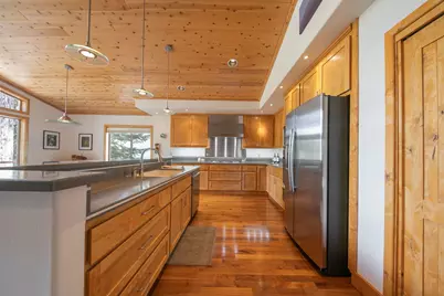13715 Hansel Avenue, Truckee, CA 96161 - Photo 4