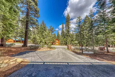 13715 Hansel Avenue, Truckee, CA 96161 - Photo 24