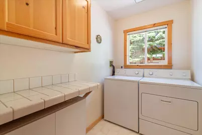 11499 Sitzmark Way, Truckee, CA 96161 - Photo 18
