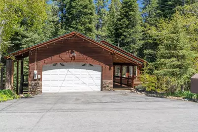 10694 Laurelwood Drive, Truckee, CA 96161 - Photo 2