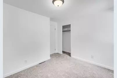 801  Vincent Rd, Twin Lakes, WI 53181 - Photo 6