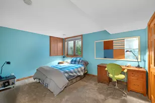 10137 N Kenilworth Ct, Mequon, WI 53092 - Photo 34