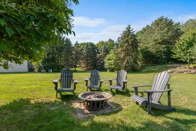 10137 N Kenilworth Ct, Mequon, WI 53092 - Photo 36