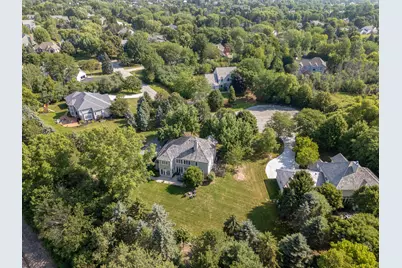 10137 N Kenilworth Ct, Mequon, WI 53092 - Photo 40