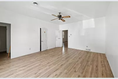 2071 S 12th St, Milwaukee, WI 53204 - Photo 4