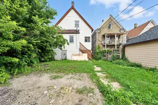 2071 S 12th St, Milwaukee, WI 53204 - Photo 20