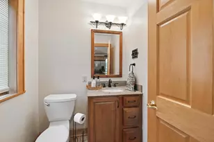 3168 S 97th St, Milwaukee, WI 53227 - Photo 6