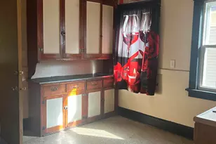 2422 N 40th St, Milwaukee, WI 53210 - Photo 4