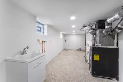 2435 N 57th St, Milwaukee, WI 53210 - Photo 8