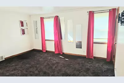 4632 N 42nd St, Milwaukee, WI 53209 - Photo 4