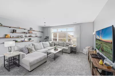 8685 S Deerwood Ln, Franklin, WI 53132 - Photo 14