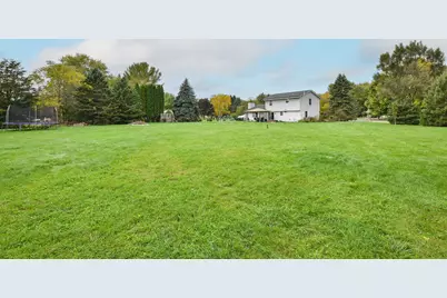 N67W33863  Loghouse Ct, Merton, WI 53066 - Photo 32