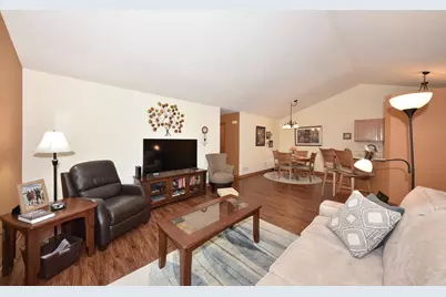 1875  Woodview Cir, Port Washington, WI 53074 - Photo 12