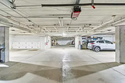 W241N2507  East Parkway Meadow Cir #6, Pewaukee, WI 53072 - Photo 18