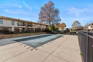 8117 W Manitoba St, West Allis, WI 53219 - Photo 26