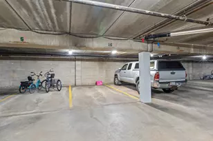 8117 W Manitoba St, West Allis, WI 53219 - Photo 20