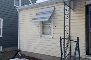 4877 N 40th St, Milwaukee, WI 53209 - Photo 2