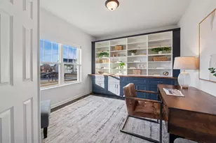 W139N6328 Bridal Wreath Ln, Menomonee Falls, WI 53051 - Photo 4