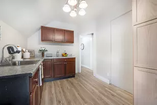 1023 S 25th St, Milwaukee, WI 53204 - Photo 10