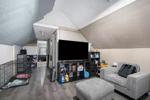 2960 S 15th Pl, Milwaukee, WI 53215 - Photo 12