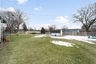 559 Orchard St, Burlington, WI 53105 - Photo 20