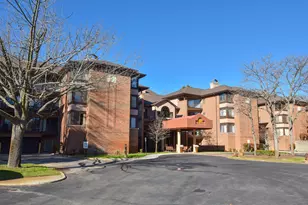 1600 W Green Tree Rd, Glendale, WI 53209 - Photo 22