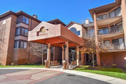 1600 W Green Tree Rd #302, Glendale, WI 53209 - Photo 2