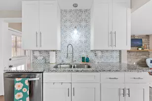 4869 N 55th St, Milwaukee, WI 53218 - Photo 8