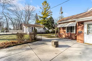 13601 W Prospect Dr, New Berlin, WI 53151 - Photo 4