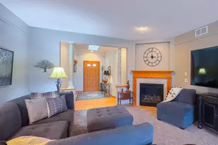 2396 Caribou Ln, Grafton, WI 53024 - Photo 8