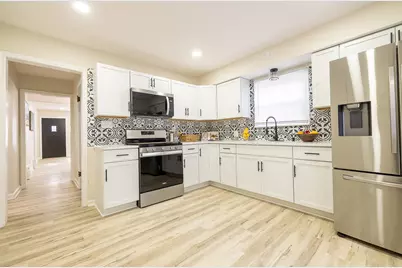 3604 W Rogers St, Milwaukee, WI 53215 - Photo 24