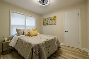 3604 W Rogers St, Milwaukee, WI 53215 - Photo 12