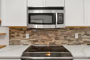 772 Bridlewood Dr, Hartford, WI 53027 - Photo 14