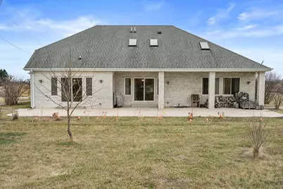439  92nd St, Racine, WI 53126 - Photo 32