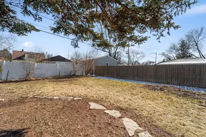 170 S 80th St, Milwaukee, WI 53214 - Photo 16